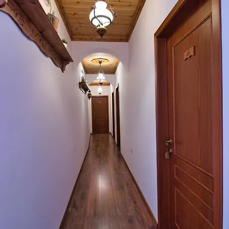 4 1940 3* Gjirokastër